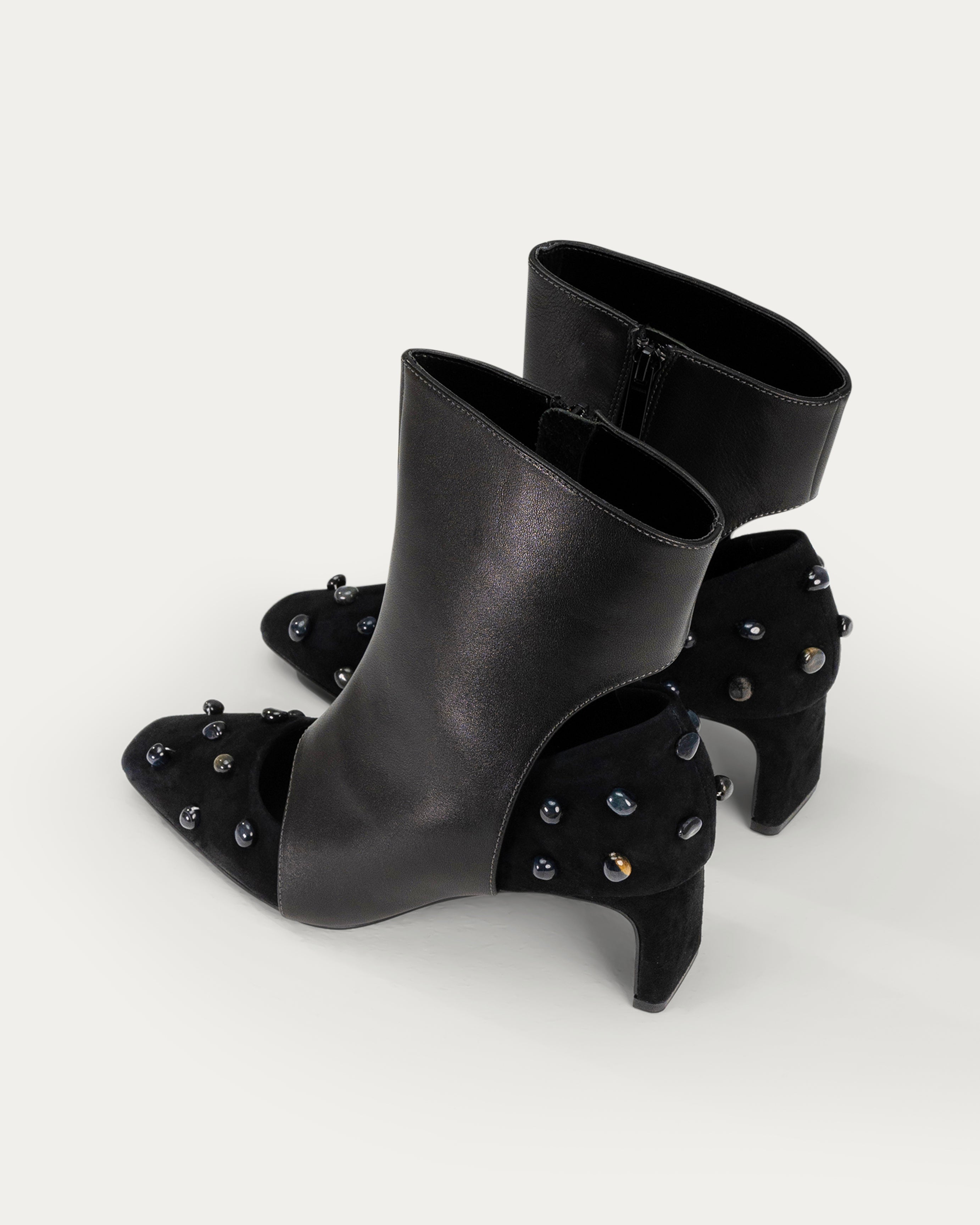 Venus black Kuwait shoes - KSA - THUNA shoes