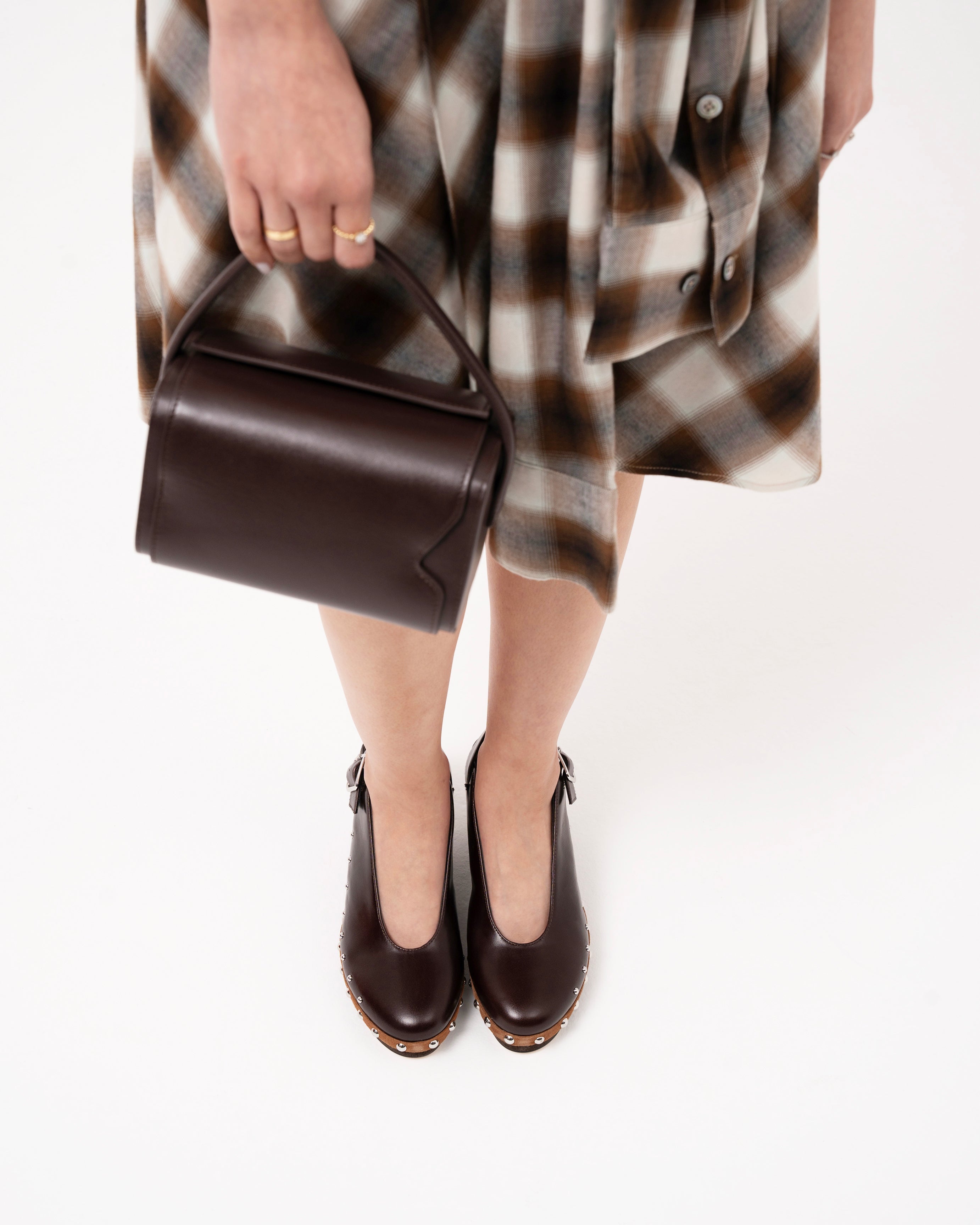 Altair brown platform