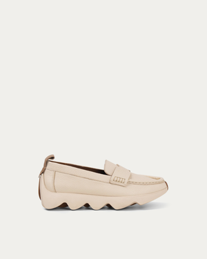 Dahlia cream loafer