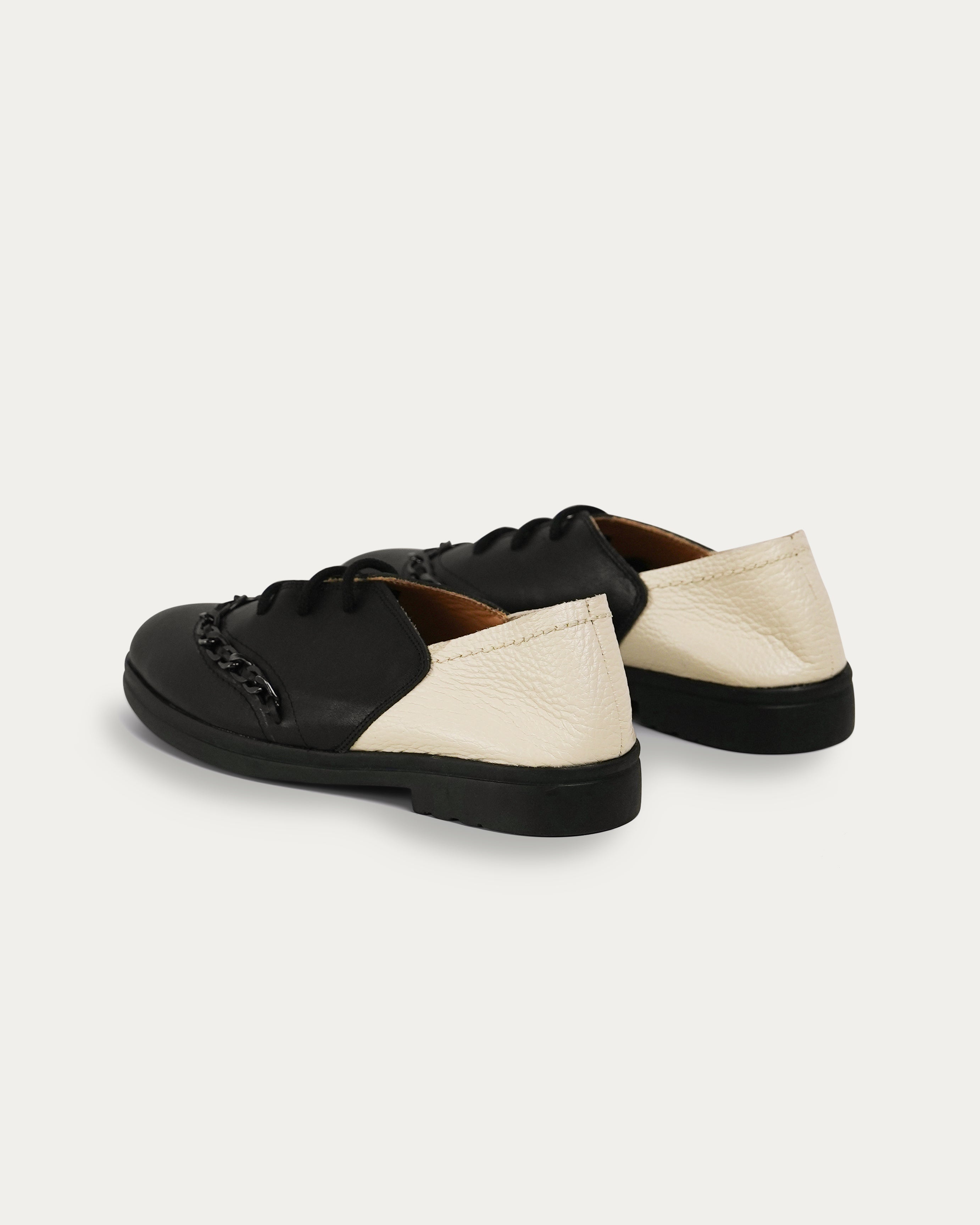 Dora black oxford - THUNA