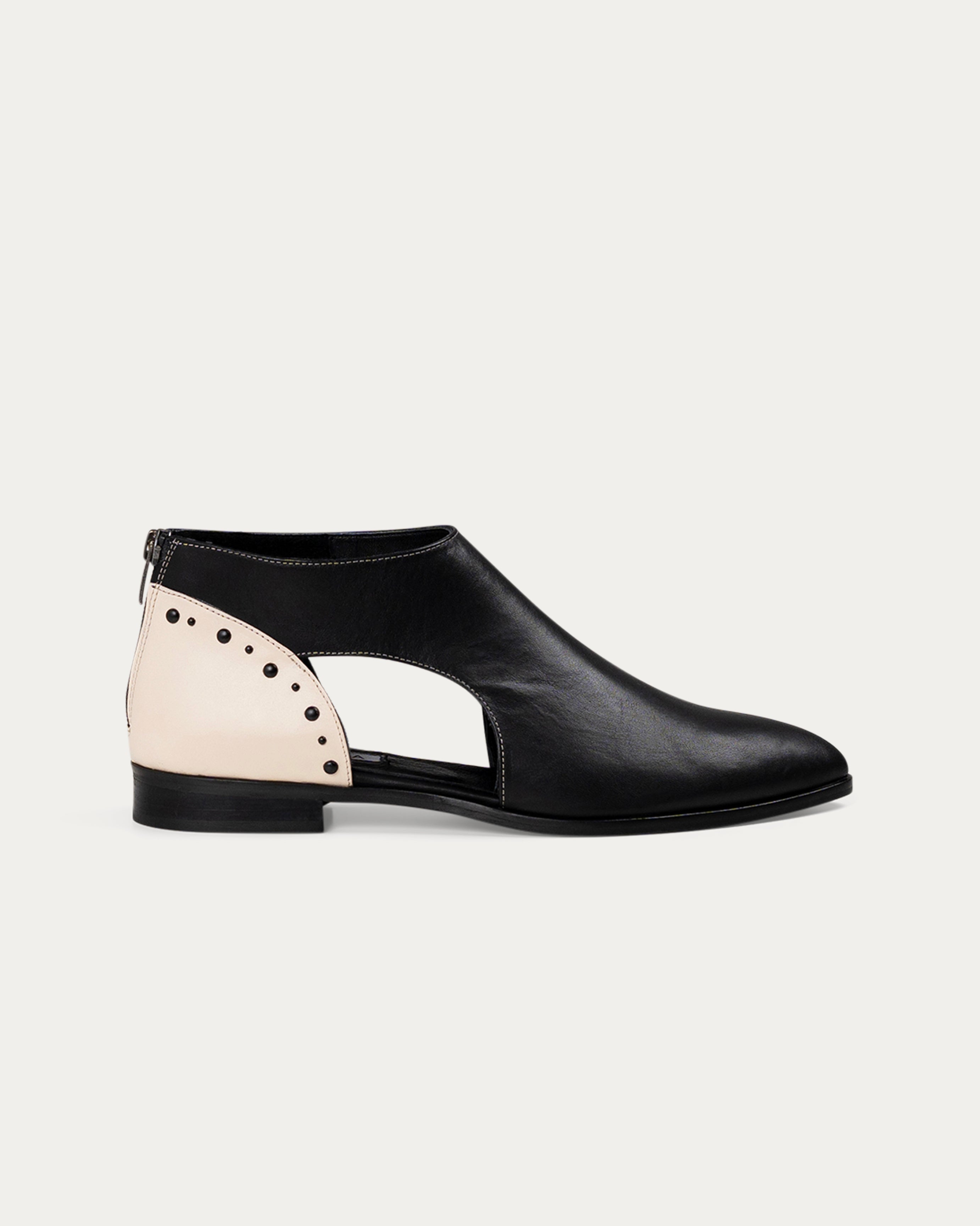 Eliana IV black boot - THUNA