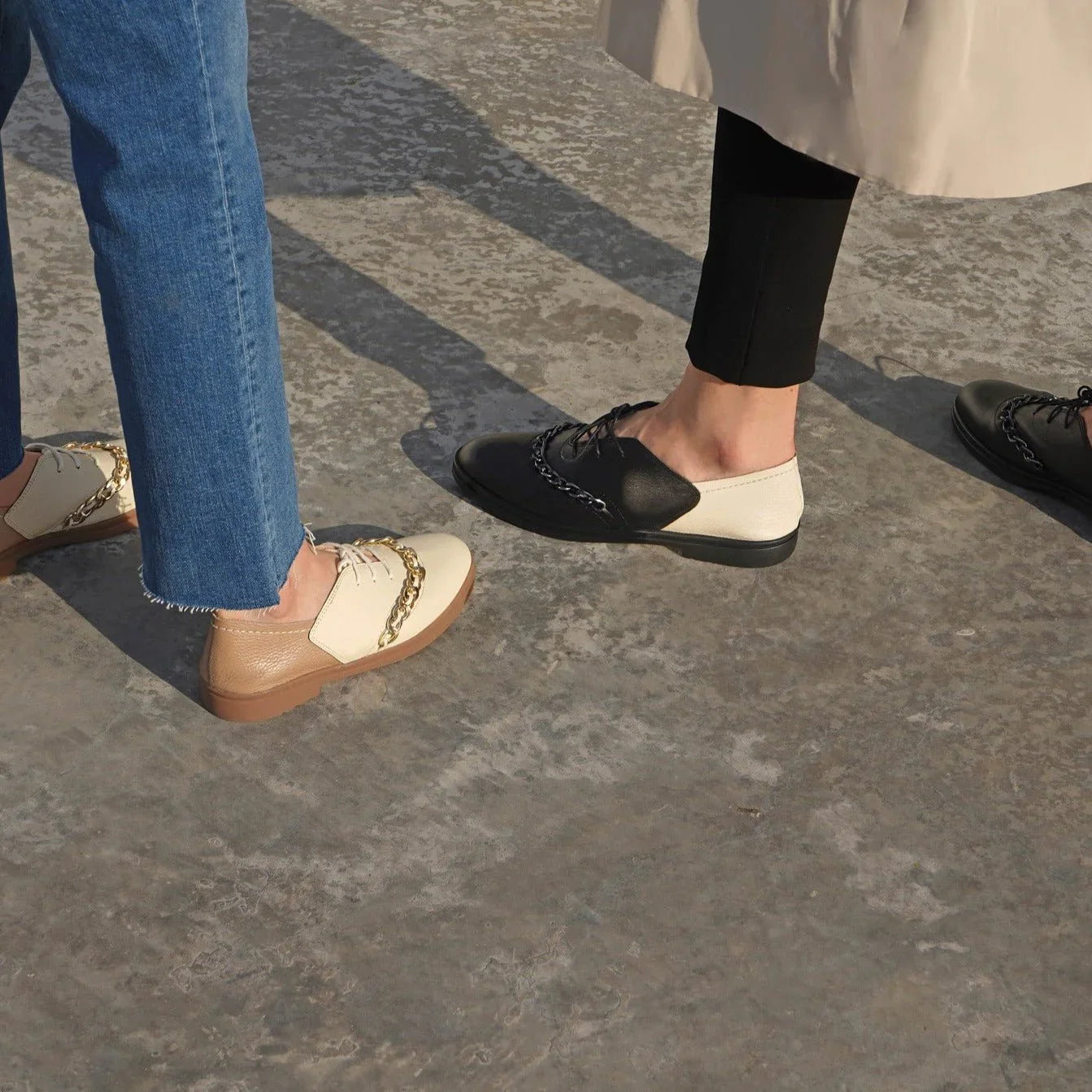 Dora black oxford - THUNA - Kuwait shoes 