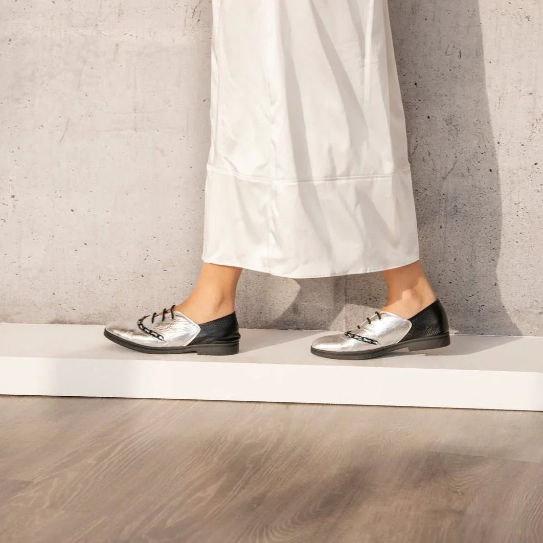 Dora silver oxford - THUNA