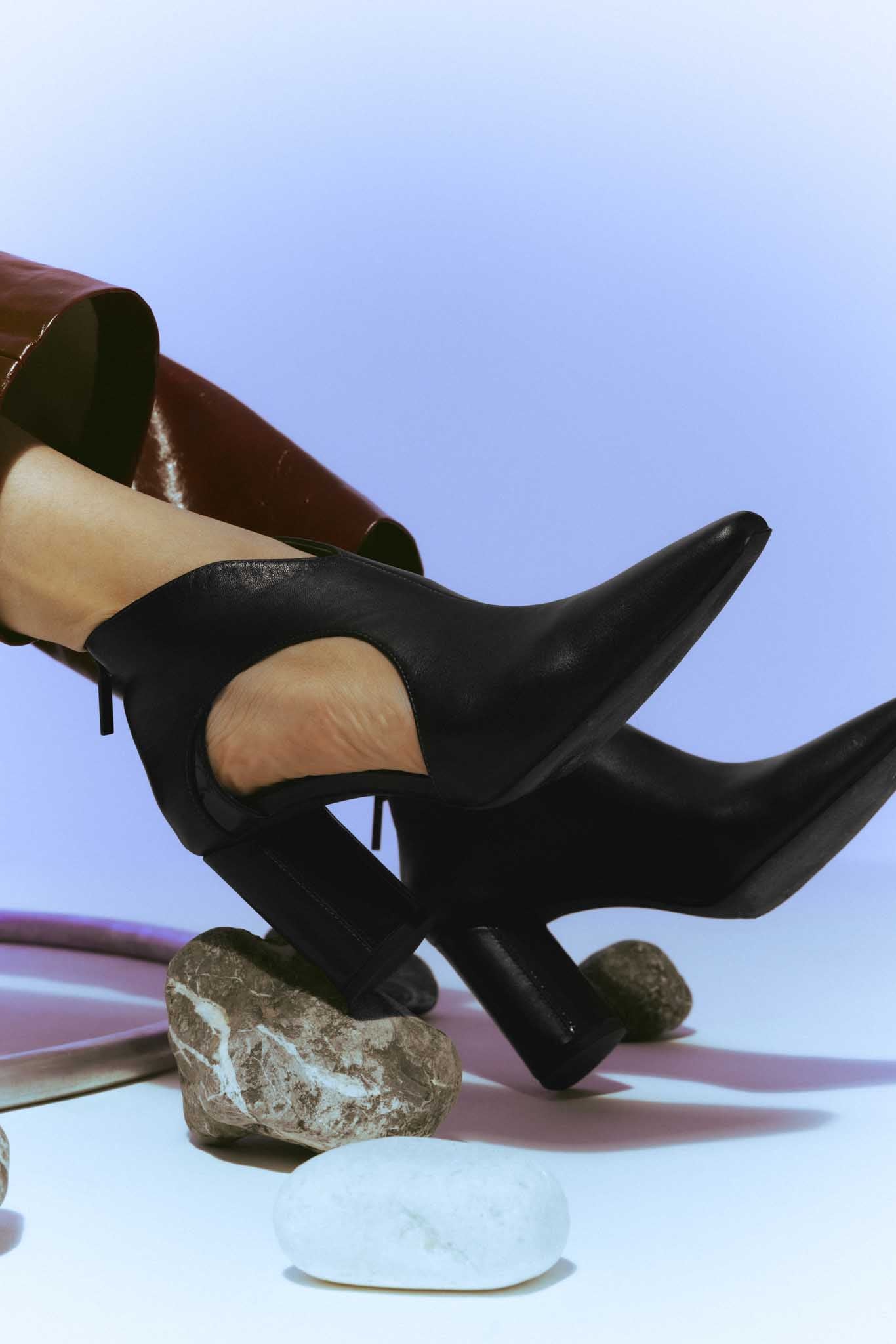 Mars black ankle boot - Kuwait shoes - KSA - THUNA 