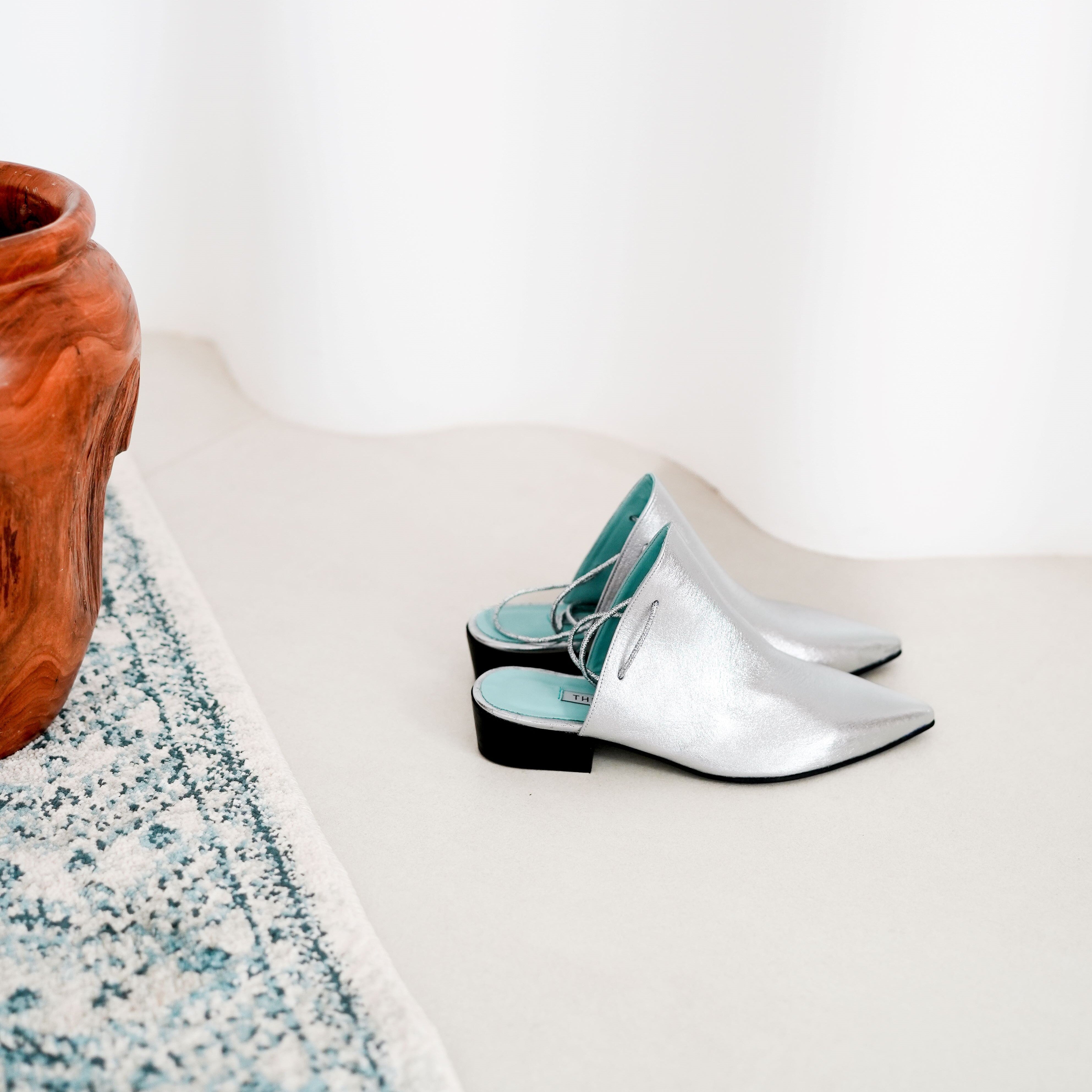 Nawa silver sandal - THUNA