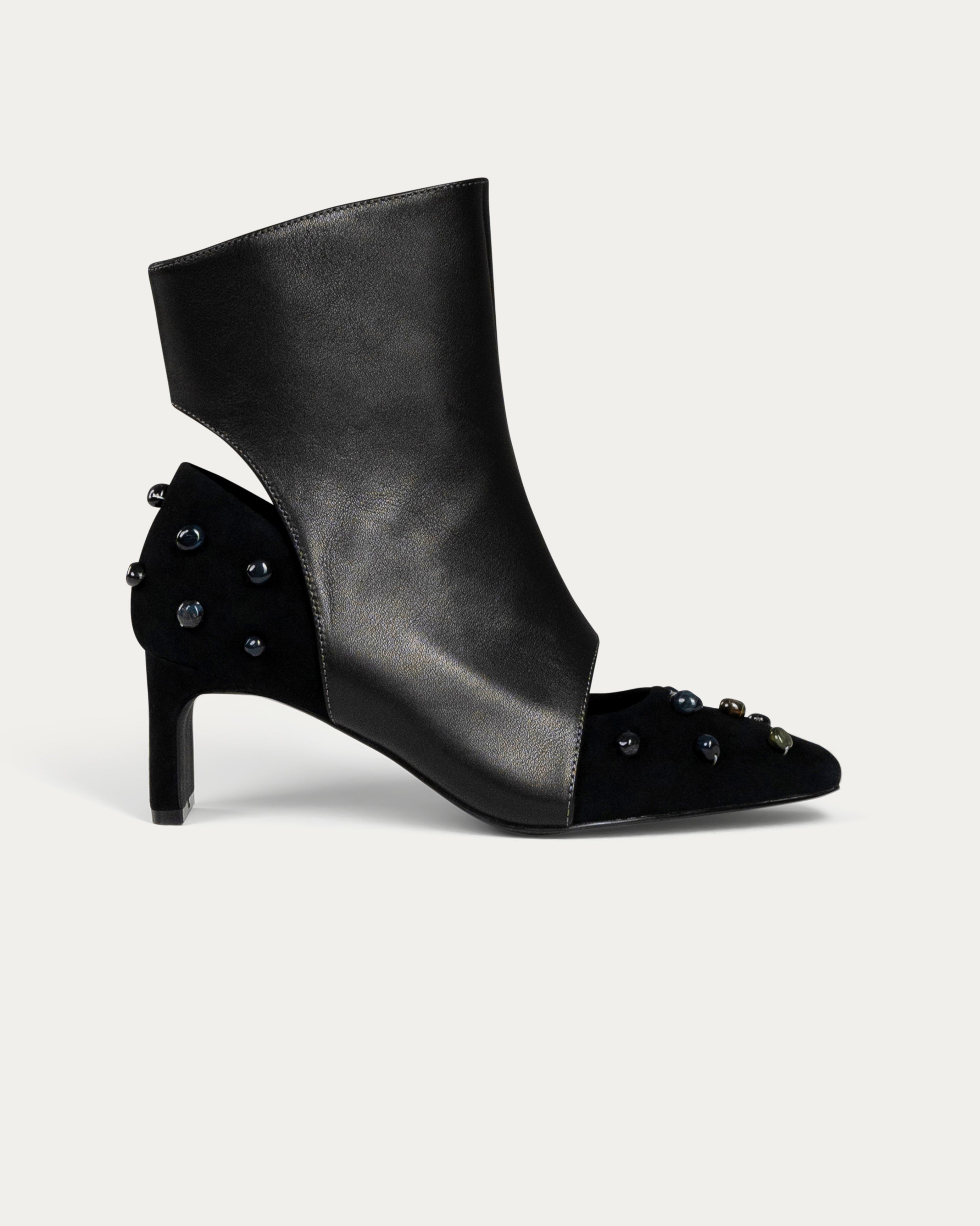 Venus black Kuwait shoes - KSA - THUNA shoes  